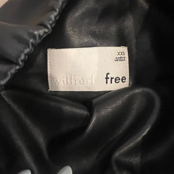 Aritzia Wilfred Daria Pant - Picture 2 of 2